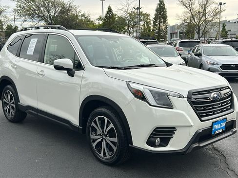Used 2023 Subaru Forester Limited w/ Popular Package #2 AWD/4WD image 3
