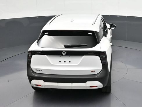 Used 2025 Nissan Kicks SR FWD image 22