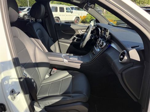 Certified 2022 Mercedes-Benz GLC 300 4MATIC image 29
