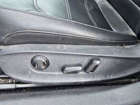 Used 2015 Volkswagen Passat 1.8T Wolfsburg Edition image 16