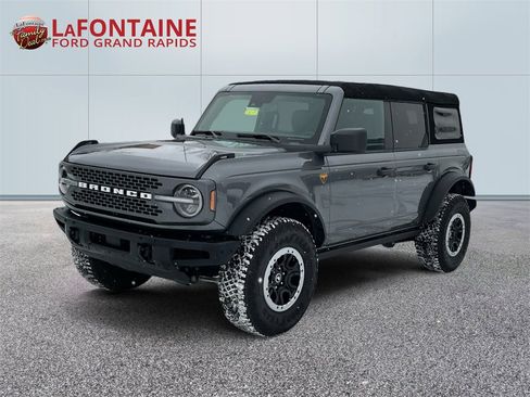 Certified 2024 Ford Bronco Badlands w/ Sasquatch Package image 1