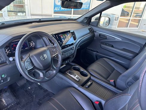 Used 2023 Honda Passport TrailSport image 9