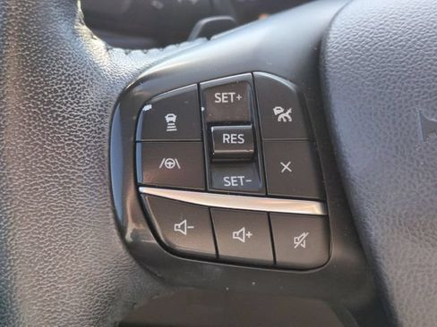 Used 2020 Ford Escape Titanium w/ Titanium Premium Package 2.0 AWD/4WD image 17