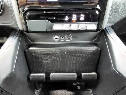 Used 2025 RAM 1500 Big Horn AWD/4WD image 22