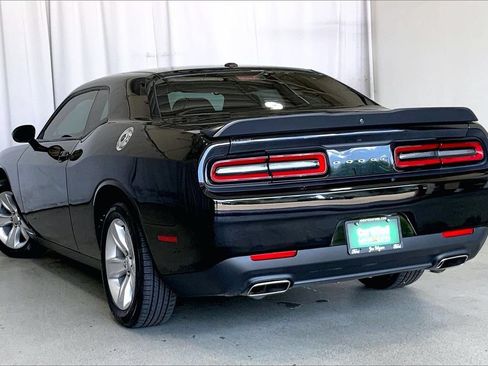 Used 2023 Dodge Challenger SXT RWD image 9