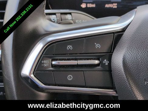 Used 2025 Chevrolet Tahoe Z71 AWD/4WD image 26