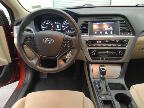 Used 2017 Hyundai Sonata SE image 22