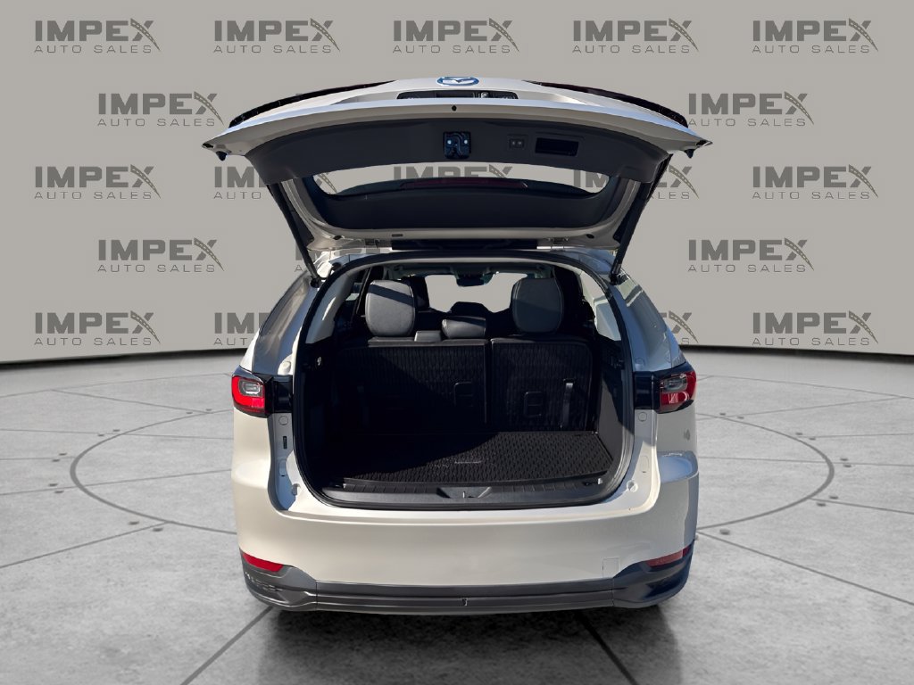 Used 2024 MAZDA CX-90 3.3 Turbo w/ Preferred Package AWD/4WD image 29