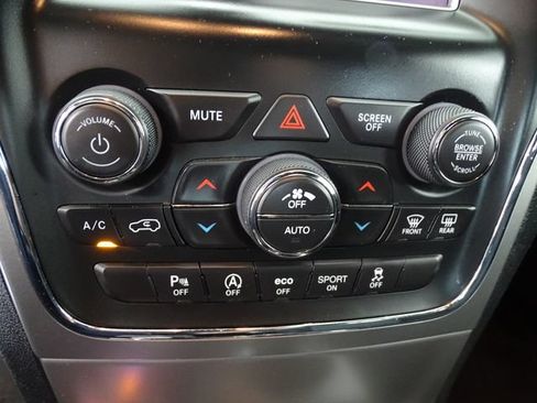 Used 2018 Jeep Grand Cherokee Laredo AWD/4WD image 11