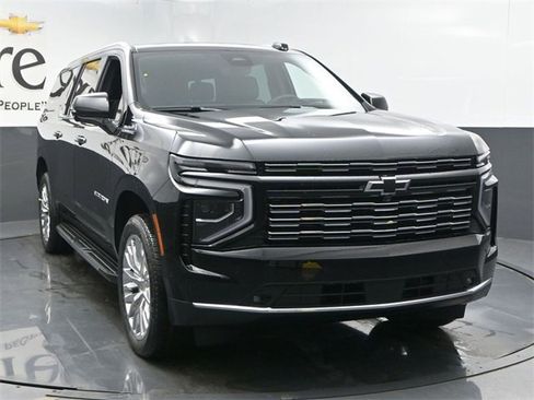 New 2026 Chevrolet Suburban High Country image 25