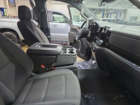 Used 2024 Chevrolet Silverado 1500 RST image 14