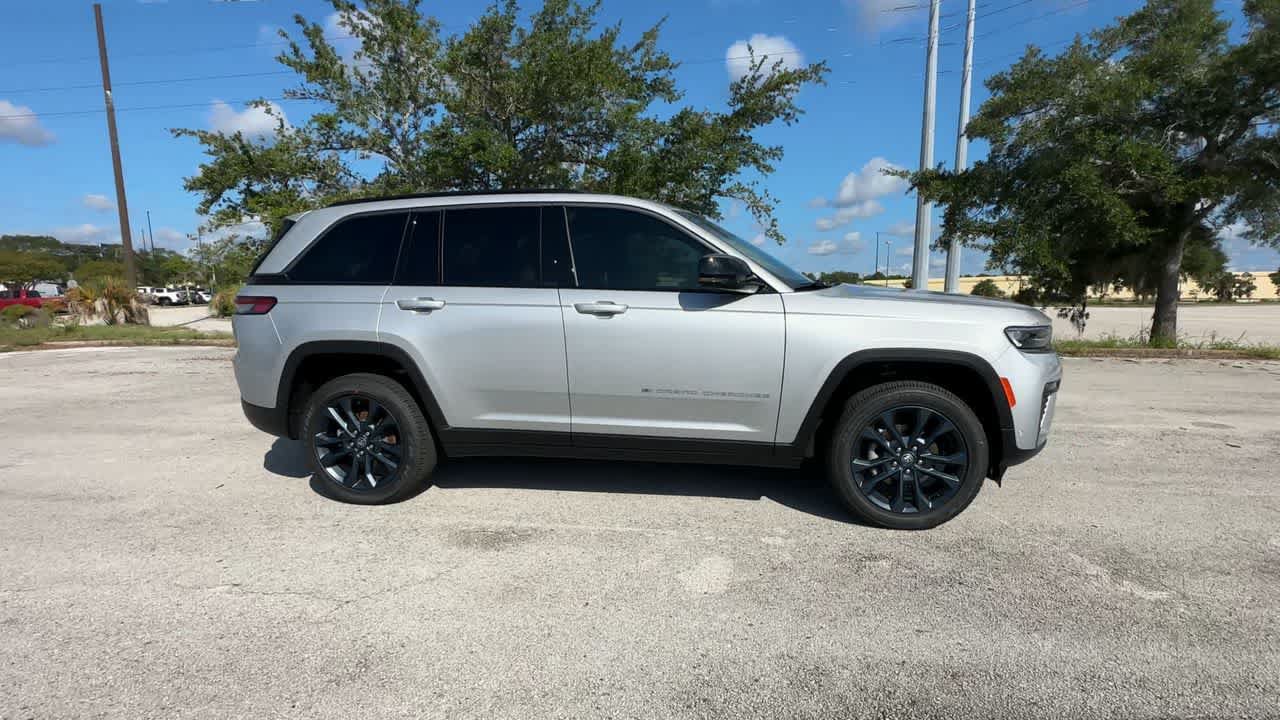 New 2026 Jeep Grand Cherokee Limited AWD/4WD image 9
