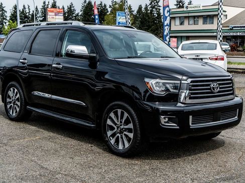 Used 2018 Toyota Sequoia Limited image 6