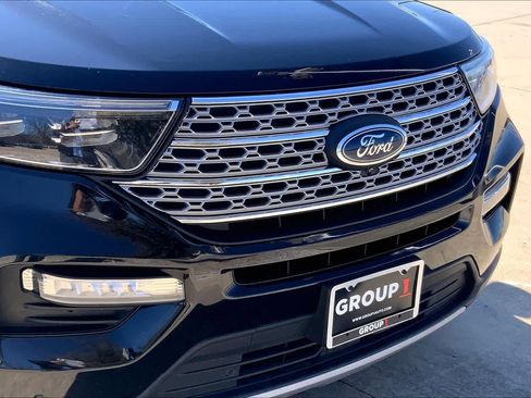 Used 2023 Ford Explorer Limited image 29
