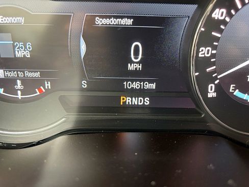 Used 2017 Lincoln MKC Premiere FWD image 9