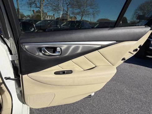 Used 2015 INFINITI Q50 Premium w/ Navigation Package image 25