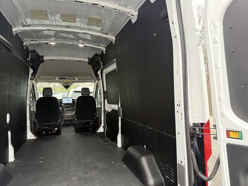 Used 2024 Ford Transit 350 350 w/ Load Area Protection Package image 29