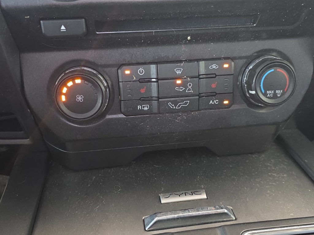Used 2015 Ford F150 XLT w/ Equipment Group 302A Luxury RWD image 23