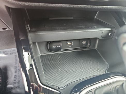 New 2025 Kia Soul S image 18