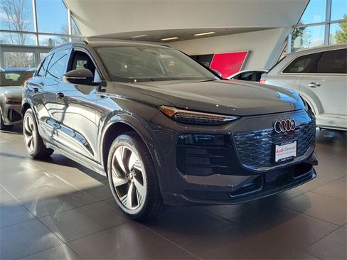 New 2025 Audi Q6 e-tron Premium Plus image 2