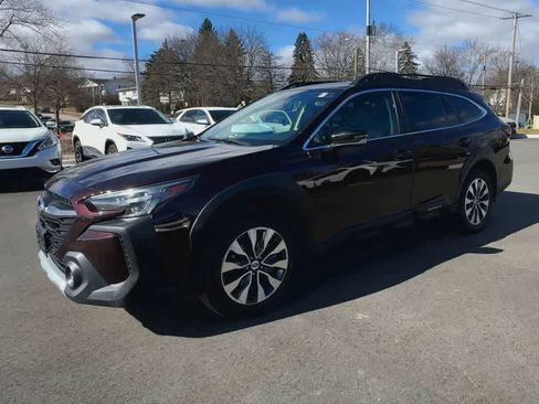 Certified 2023 Subaru Outback Limited image 4