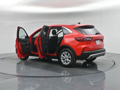Certified 2024 Ford Escape Active FWD image 36