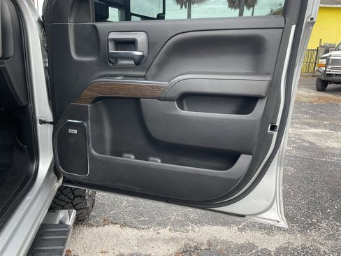 Used 2018 GMC Sierra 3500 Denali w/ Duramax Plus Package AWD/4WD image 44
