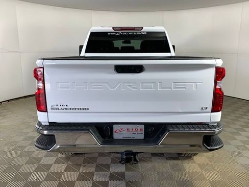 Used 2024 Chevrolet Silverado 2500 LT AWD/4WD image 8