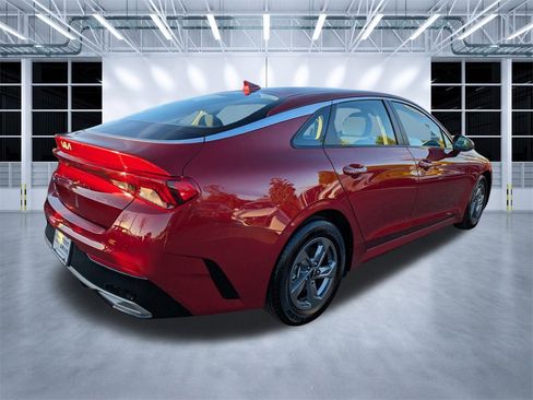 Used 2022 Kia K5 LXS image 4