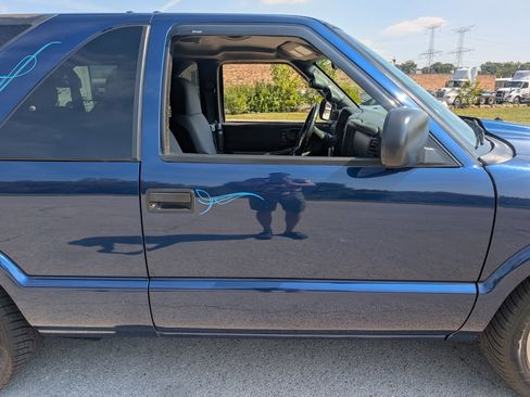 Used 2004 Chevrolet Blazer LS w/ Preferred Equipment Group image 46