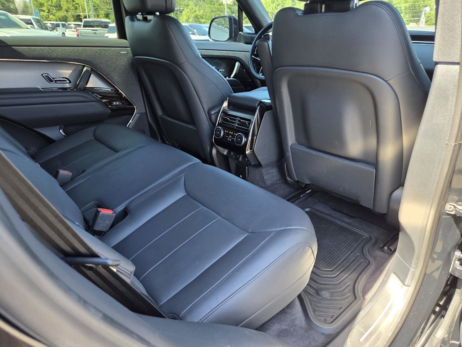 Used 2025 Land Rover Range Rover Sport Dynamic SE AWD/4WD image 19