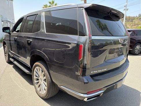 Certified 2023 Cadillac Escalade Premium Luxury AWD/4WD image 5