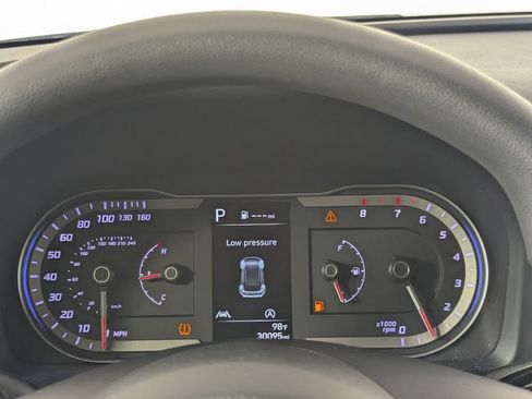 Used 2024 Hyundai Tucson SEL FWD image 17