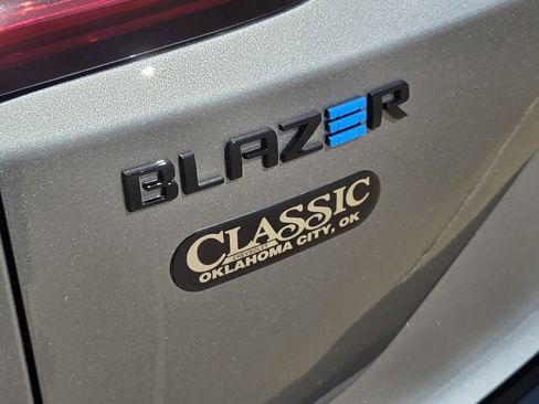 New 2025 Chevrolet Blazer EV RS w/ Super Cruise Package AWD/4WD image 35