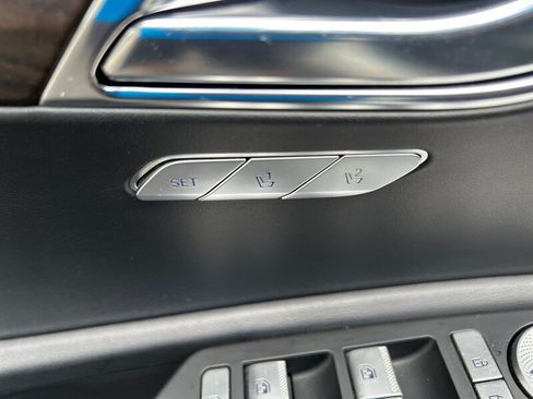 Used 2023 Genesis GV80 2.5T w/ Prestige Package AWD/4WD image 27