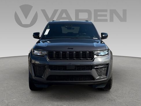 New 2026 Jeep Grand Cherokee Altitude RWD image 21