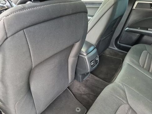 Used 2020 Ford Fusion SE AWD/4WD image 17