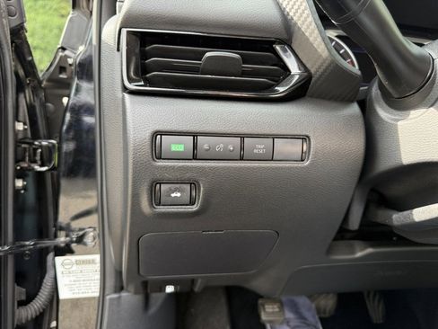 Used 2022 Nissan Sentra SV w/ All-Weather Package image 24