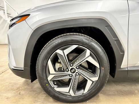 Certified 2023 Hyundai Tucson SEL w/ Convenience Package FWD image 10