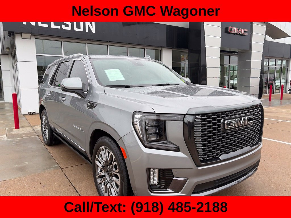 Used 2023 GMC Yukon Denali Ultimate AWD/4WD image 2