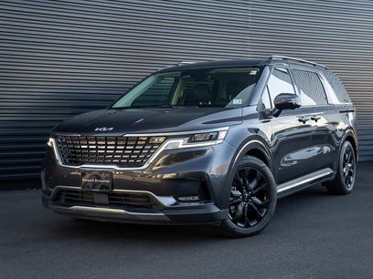 Used 2023 Kia Carnival SX