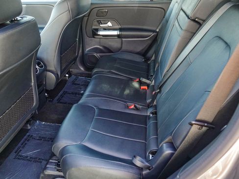 Certified 2024 Mercedes-Benz EQB 300 4MATIC image 18