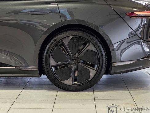 Used 2024 Lucid Air Touring image 9