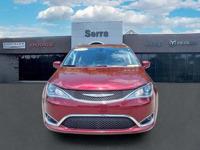 Used 2017 Chrysler Pacifica Touring-L Plus