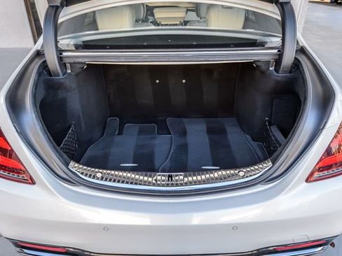 Used 2018 Mercedes-Benz S 560 4MATIC Sedan image 11