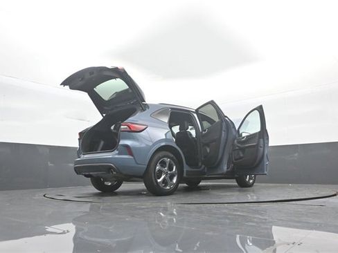 Certified 2023 Ford Escape ST-Line w/ Tech Pack #1 image 38