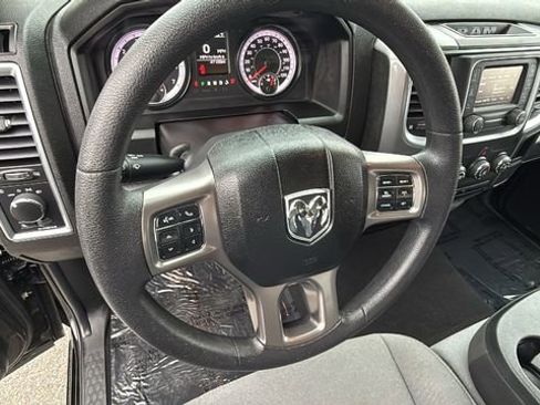 Used 2024 RAM 1500 Classic SLT image 18