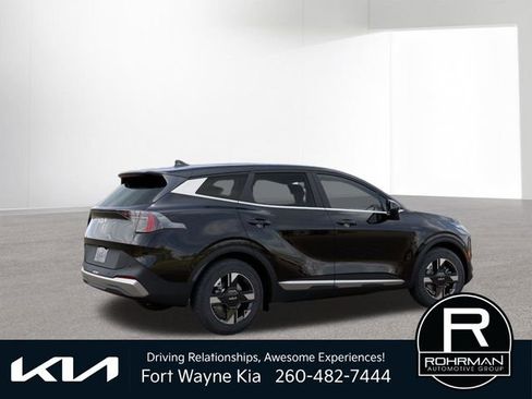 New 2026 Kia Sportage LX image 8