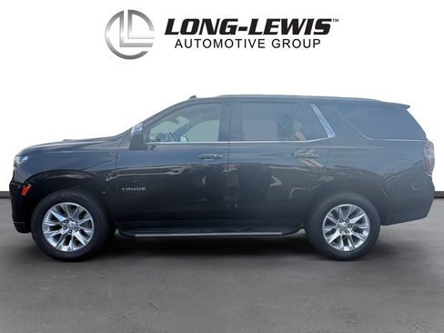 Used 2024 Chevrolet Tahoe Premier RWD image 2