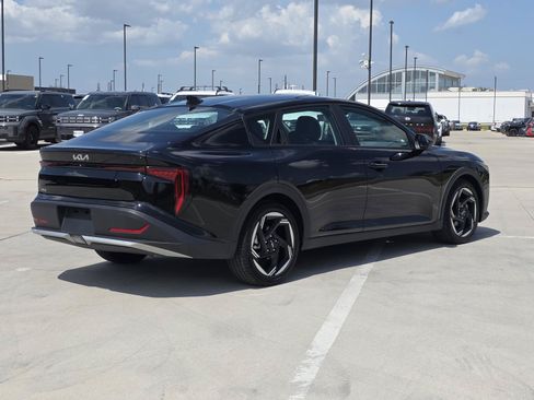 Used 2025 Kia K4 EX FWD image 4